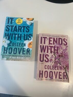 Colleen Hoover Paperback Novel Bundle